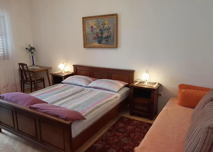 Apartment Tranquil Retreat Near Drazica