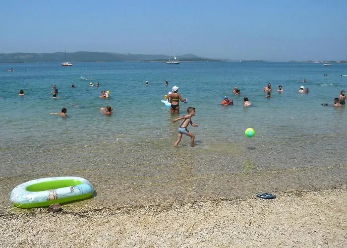 Tranquil Retreat Near Drazica Beach 비오그라드나모루