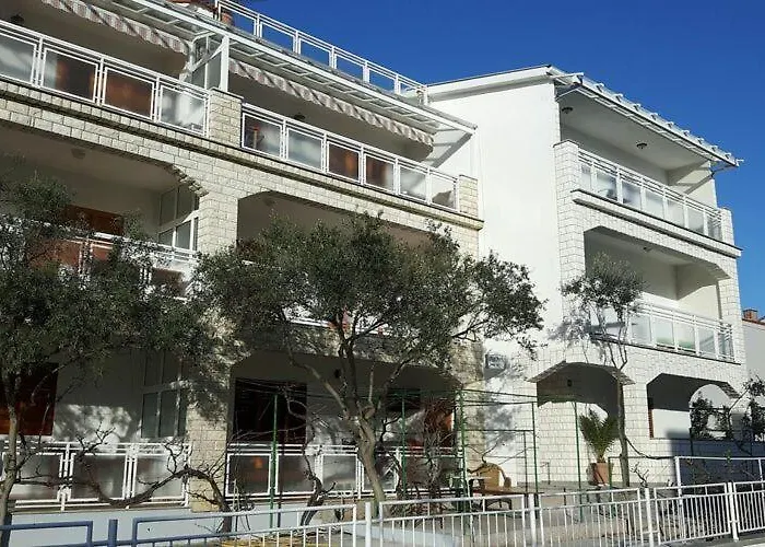 Tranquil Retreat Near Drazica