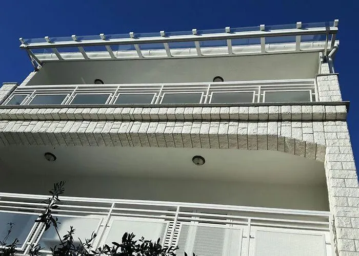 Apartman Tranquil Retreat Near Drazica